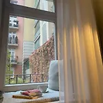 Cute Perfect For Business And Travel. * ורשה